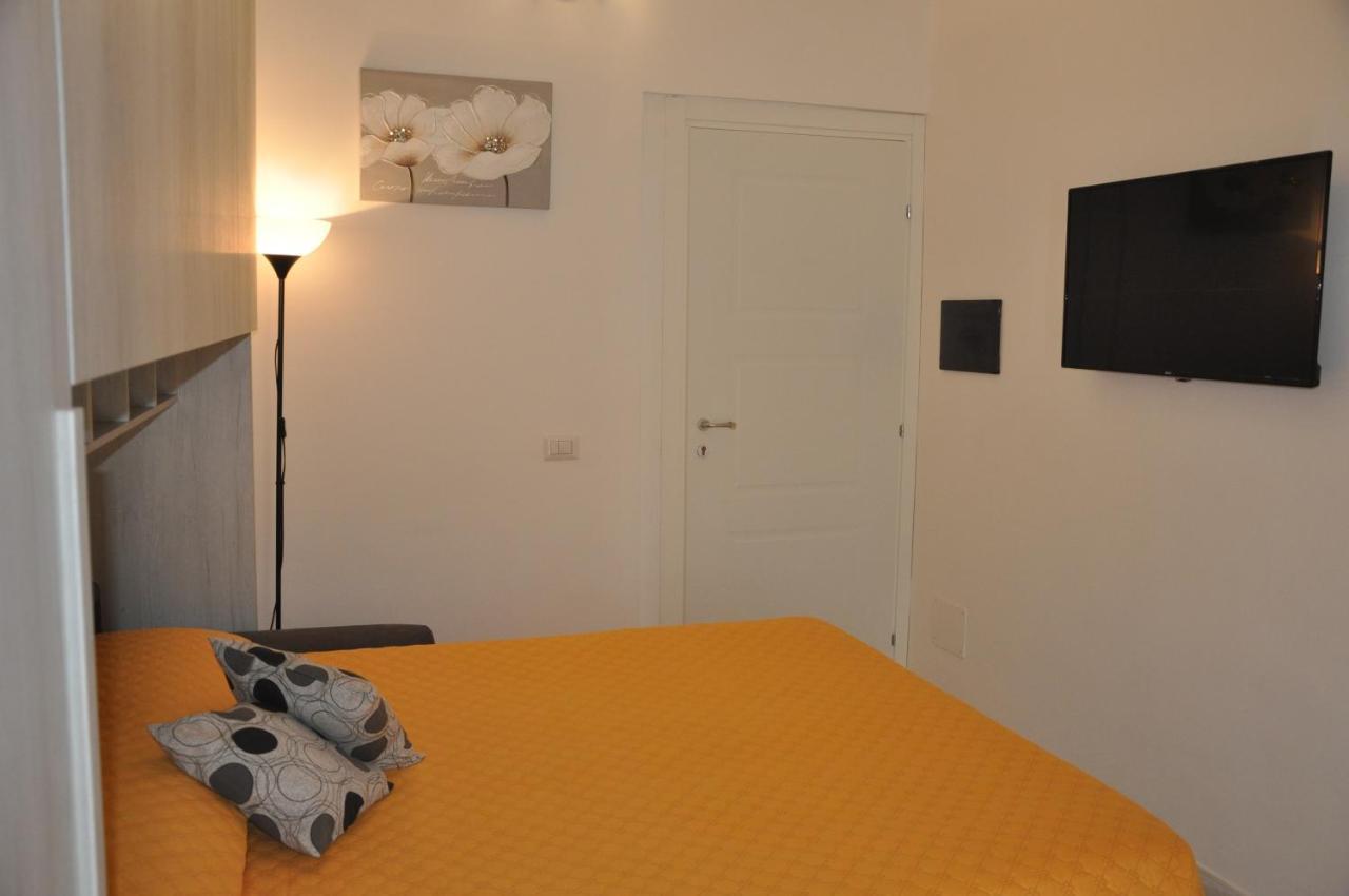 Brezza Di Mare Gaeta B&B Екстер'єр фото