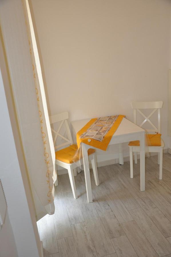 Brezza Di Mare Gaeta B&B Екстер'єр фото