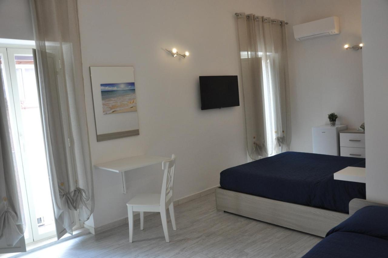 Brezza Di Mare Gaeta B&B Екстер'єр фото