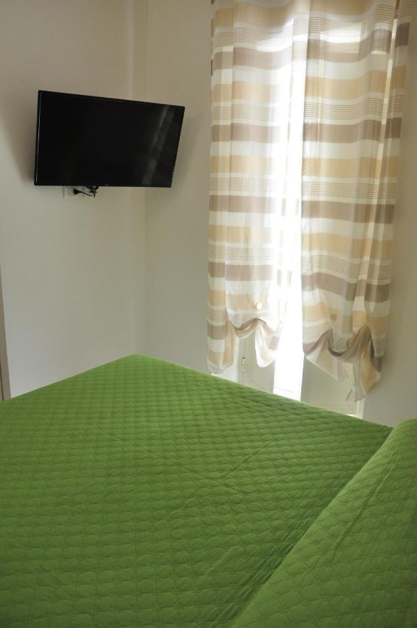 Brezza Di Mare Gaeta B&B Екстер'єр фото