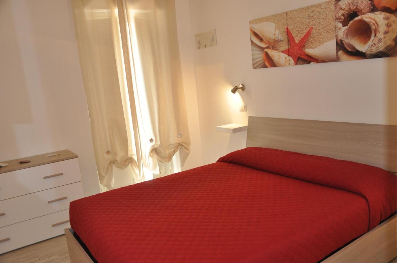 Brezza Di Mare Gaeta B&B Екстер'єр фото